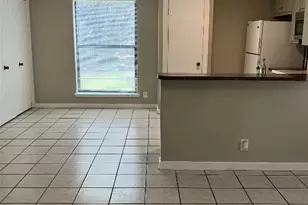 20700-B Bonanza St, Lago Vista, TX 78645 - Photo 5