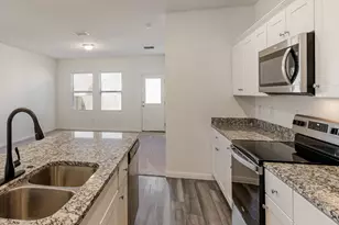 402 Gemsbok Rd, Hutto, TX 78634 - Photo 7