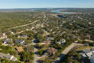 22411 Briarview Dr, Briarcliff, TX 78669 - Photo 21