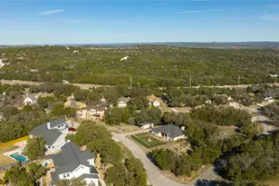 22411 Briarview Dr, Briarcliff, TX 78669 - Photo 11