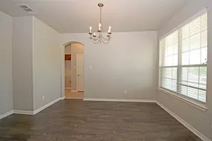 6800 Cromarty Ln, Austin, TX 78754 - Photo 9