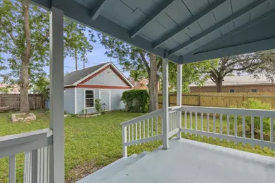 207 Hudgins Street, Smithville, TX 78957 - Photo 19