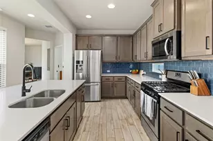 9004 Cattle Baron Path, Austin, TX 78747 - Photo 7