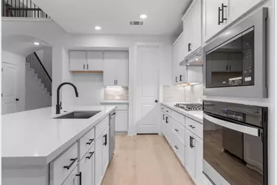 17328 Graces Path, Pflugerville, TX 78660 - Photo 9