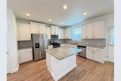 10321 Forest Grove Drive, Austin, TX 78747 - Photo 5