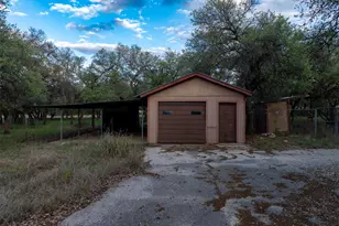1050 Oak Grove Rd, Leander, TX 78641 - Photo 23