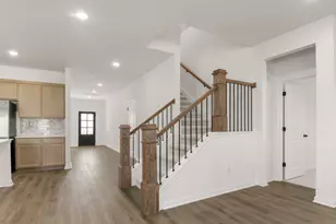 153 Wagon Spoke Wy, Liberty Hill, TX 78642 - Photo 5