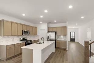 153 Wagon Spoke Wy, Liberty Hill, TX 78642 - Photo 13