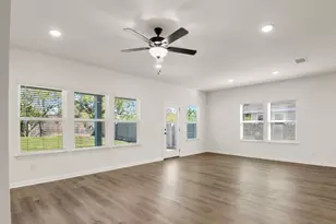 153 Wagon Spoke Wy, Liberty Hill, TX 78642 - Photo 9