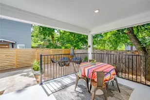 2003 Rountree Dr, Austin, TX 78722 - Photo 31