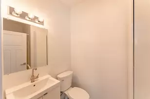 1209 E 3rd St, Austin, TX 78702 - Photo 13
