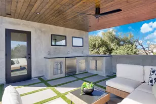 107 W Johanna St, Austin, TX 78704 - Photo 33