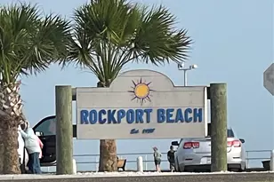 322 Whispering Woods Dr, Rockport, TX 78382 - Photo 35