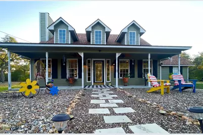 322 Whispering Woods Drive, Rockport, TX 78382 - Photo 3