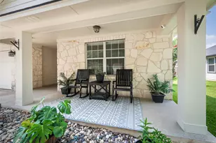 7818 Squirrel Hollow Dr, Georgetown, TX 78628 - Photo 3