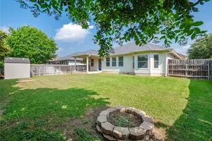 7818 Squirrel Hollow Dr, Georgetown, TX 78628 - Photo 27