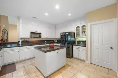 2422 Founders Circle, Spicewood, TX 78669 - Photo 11