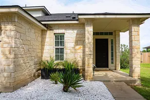 214 Lidell St, Hutto, TX 78634 - Photo 5
