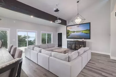 7206 Comanche Trail, Austin, TX 78732 - Photo 11