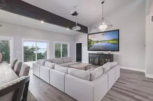 7206 Comanche Trail, Austin, TX 78732 - Photo 11