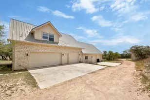 301 Hall Ln, Spicewood, TX 78669 - Photo 7