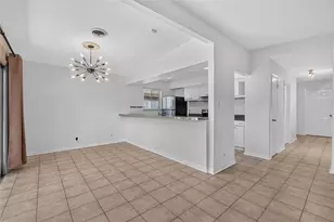 2412 S 5th St, Austin, TX 78704 - Photo 3