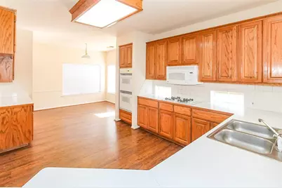 5921 Back Bay Lane, Austin, TX 78739 - Photo 9