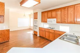 5921 Back Bay Ln, Austin, TX 78739 - Photo 9