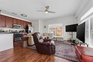 910 W 25th St, Austin, TX 78705 - Photo 1