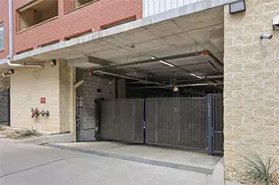 910 W 25th St, Austin, TX 78705 - Photo 15