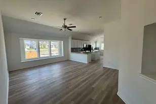 3729 Pin Oak Hls, Seguin, TX 78155 - Photo 7