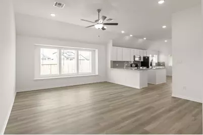 3729 Pin Oak Hills, Seguin, TX 78155 - Photo 9