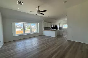 3729 Pin Oak Hls, Seguin, TX 78155 - Photo 3