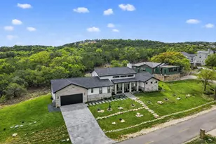 913 Larkhall Dr, Spicewood, TX 78669 - Photo 35