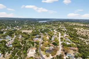 913 Larkhall Dr, Spicewood, TX 78669 - Photo 27