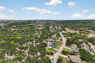 913 Larkhall Dr, Spicewood, TX 78669 - Photo 31