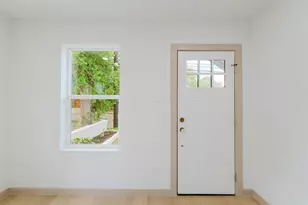 1905 E 21st St, Austin, TX 78722 - Photo 5