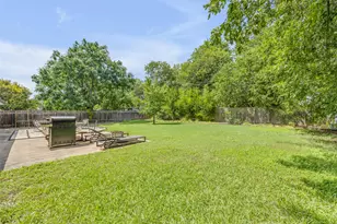 1602 Ashberry Dr, Austin, TX 78723 - Photo 15