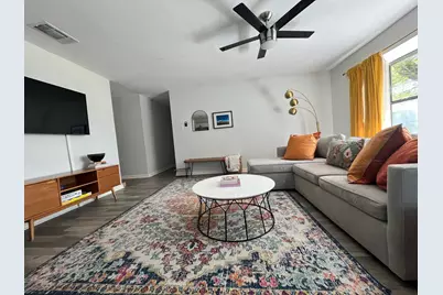 2511 E Stassney Lane, Austin, TX 78744 - Photo 1