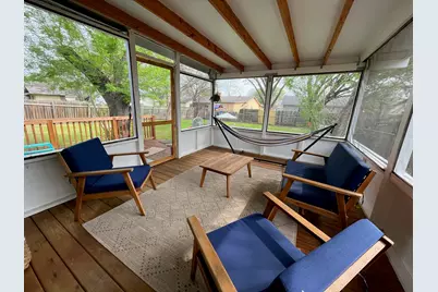 2511 E Stassney Lane, Austin, TX 78744 - Photo 9
