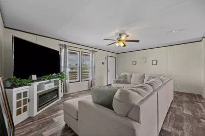 109 Zacate Street, Elgin, TX 78621 - Photo 7