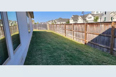 100 Los Olives Lane, Liberty Hill, TX 78642 - Photo 3