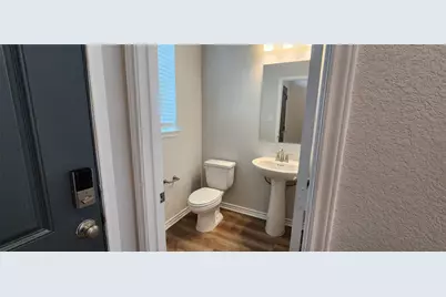 100 Los Olives Lane, Liberty Hill, TX 78642 - Photo 5