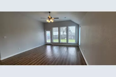 100 Los Olives Lane, Liberty Hill, TX 78642 - Photo 13