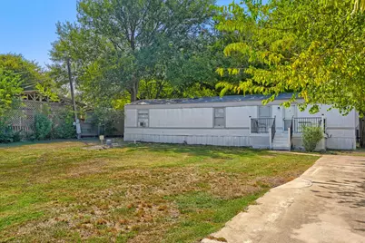 208 Circle Drive, Buda, TX 78610 - Photo 3