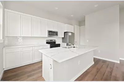1300 McKie Drive #33, Austin, TX 78752 - Photo 3