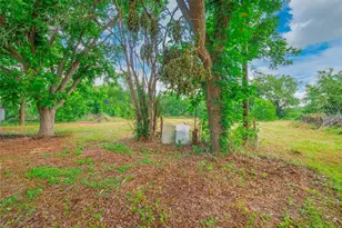 3104 S Main St, Taylor, TX 76574 - Photo 19