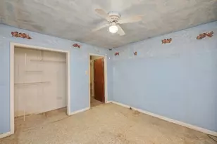 3104 S Main St, Taylor, TX 76574 - Photo 13