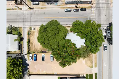 2201 E Cesar Chavez Street, Austin, TX 78702 - Photo 3