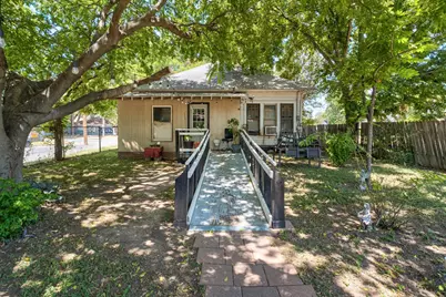 2201 E Cesar Chavez Street, Austin, TX 78702 - Photo 7